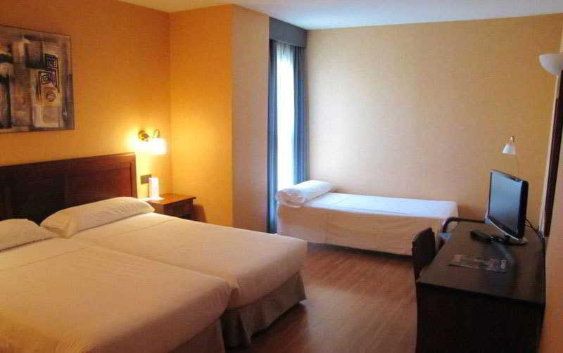 Hotel Las Provincias Fuenlabrada Exterior foto