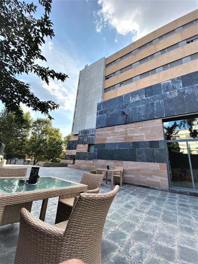 Hotel Las Provincias Fuenlabrada Exterior foto