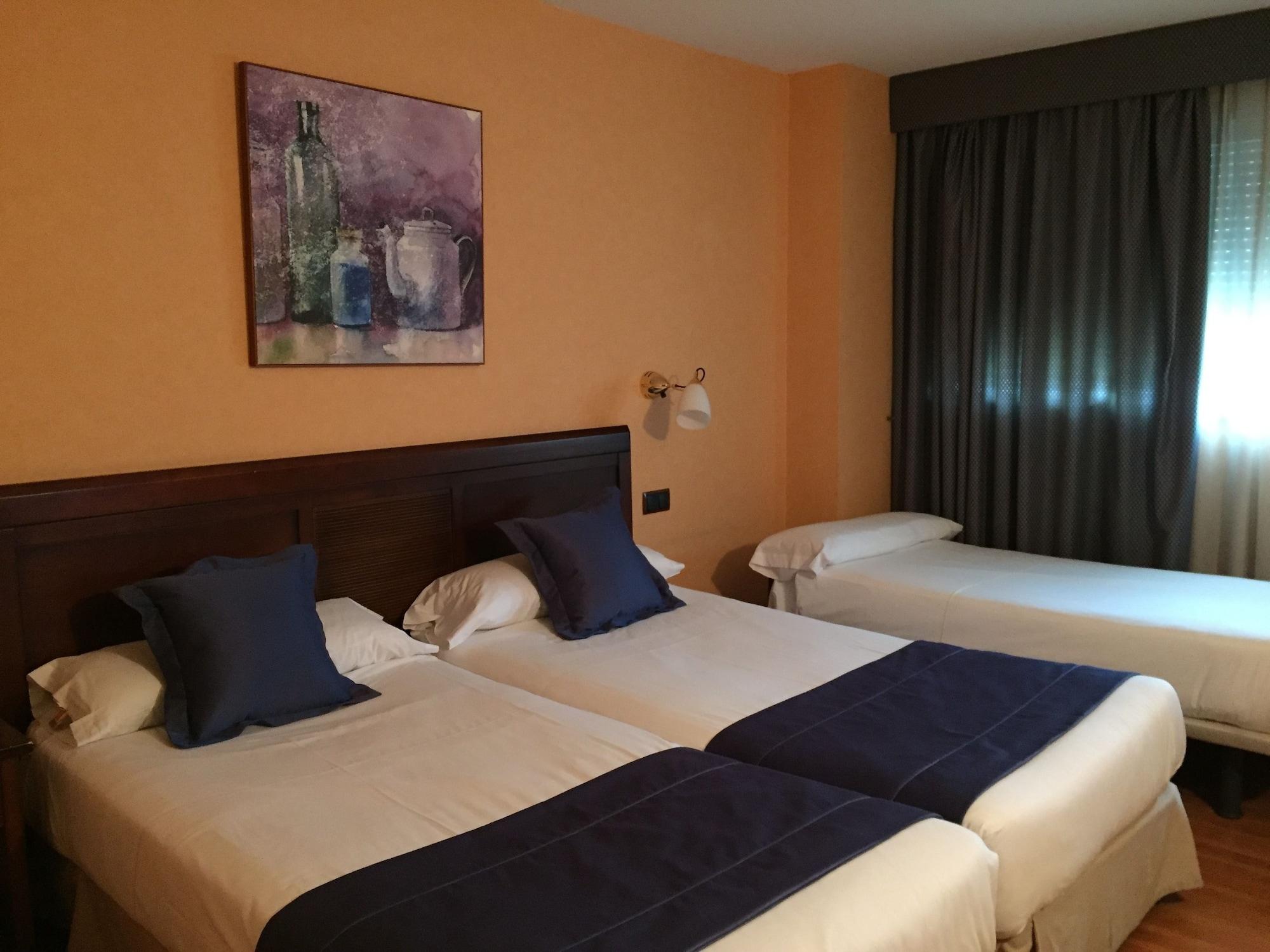 Hotel Las Provincias Fuenlabrada Exterior foto