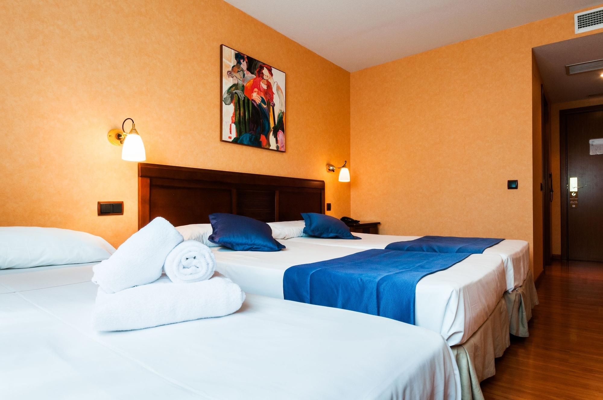 Hotel Las Provincias Fuenlabrada Exterior foto