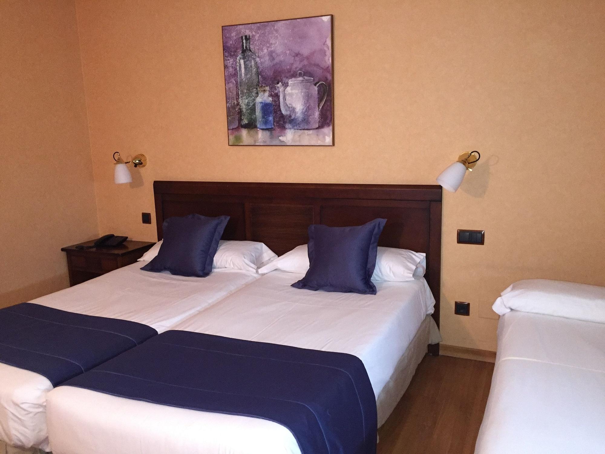 Hotel Las Provincias Fuenlabrada Exterior foto