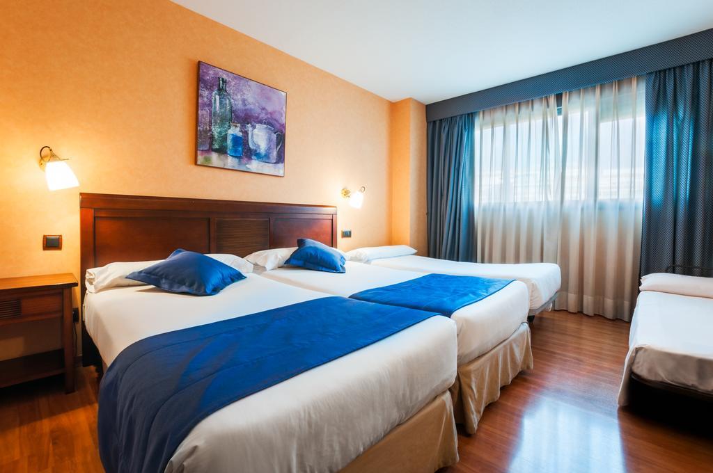Hotel Las Provincias Fuenlabrada Exterior foto